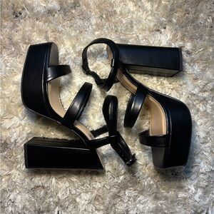 Size 7 Black Platform Sandals